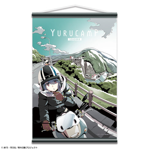 『ゆるキャン△ SEASON3』B2タペストリー デザイン01(志摩リン/A)【202508再販】